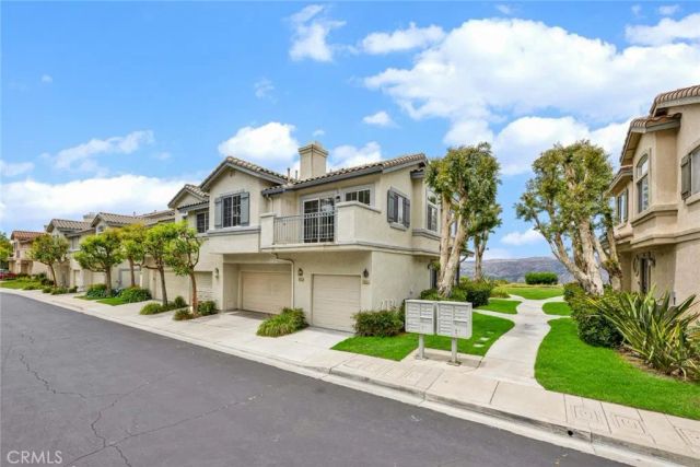 7833 E Viewrim, Anaheim Hills, CA 92808