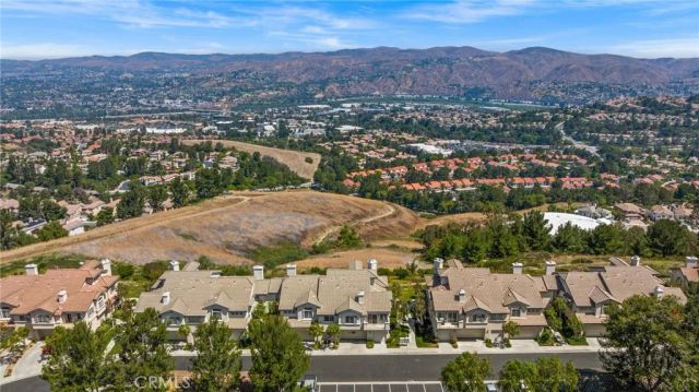 7833 E Viewrim, Anaheim Hills, CA 92808