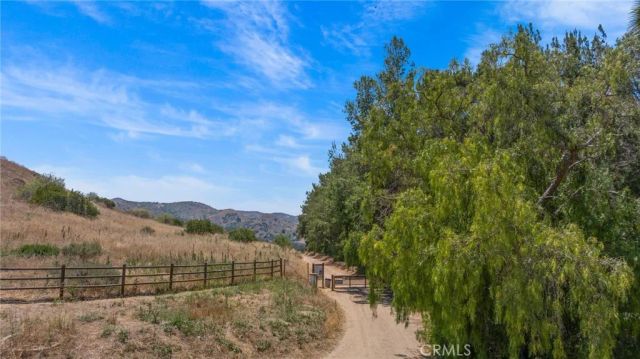 7833 E Viewrim, Anaheim Hills, CA 92808