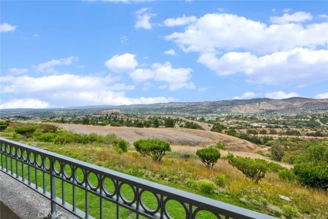 7833 E Viewrim, Anaheim Hills, CA 92808