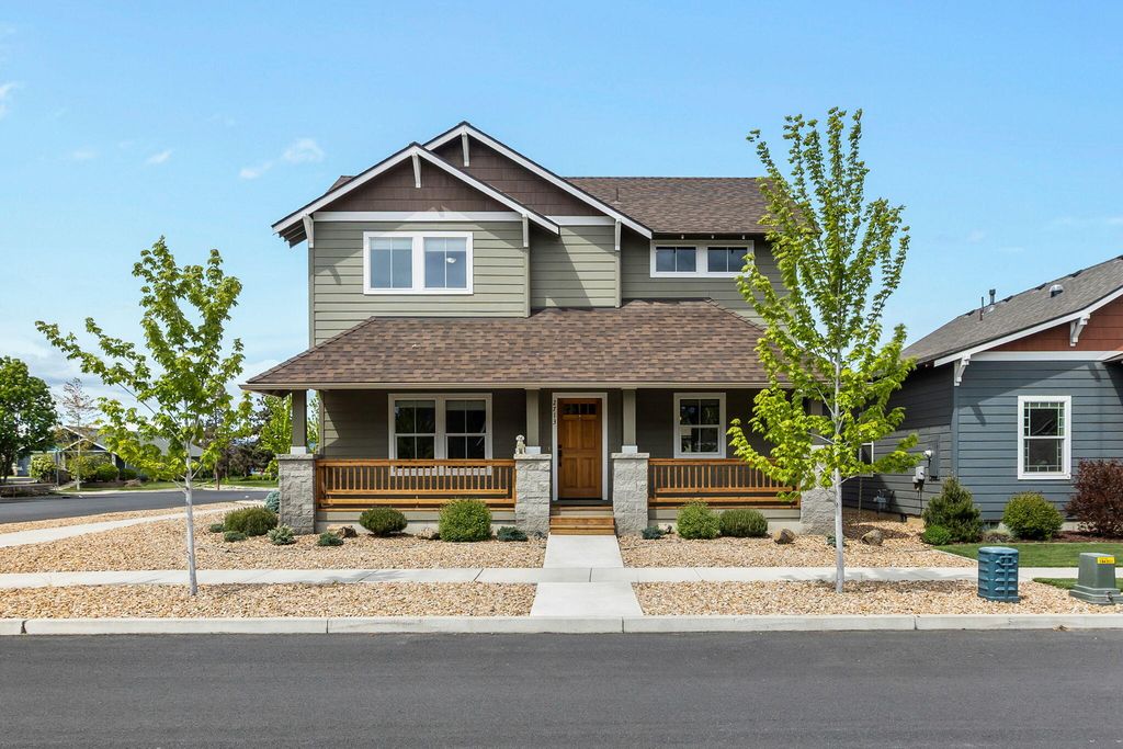 2713 NE Black Oak Place, Bend, OR 97701