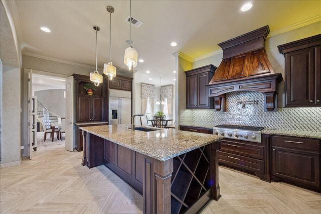 4806 Beamer Creek Court, Sugar Land, TX 77479