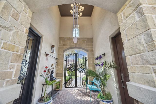 4806 Beamer Creek Court, Sugar Land, TX 77479