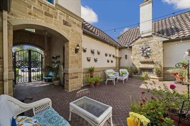 4806 Beamer Creek Court, Sugar Land, TX 77479