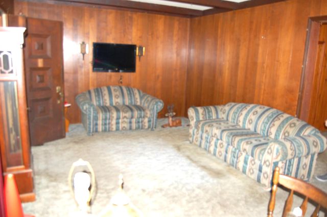 1523 Amy Avenue, Whiting, IN 46394