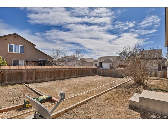 7203 Bentwater Dr, Fountain, CO 80817