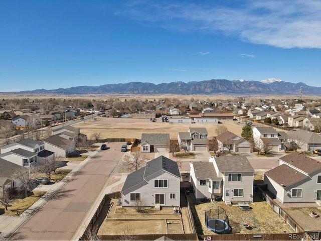 7203 Bentwater Dr, Fountain, CO 80817