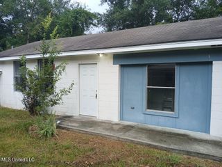 12011 Three Rivers Rd, A, Gulfport, MS 39503