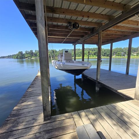 72 Edgewater Way, Point Blank, TX 77364