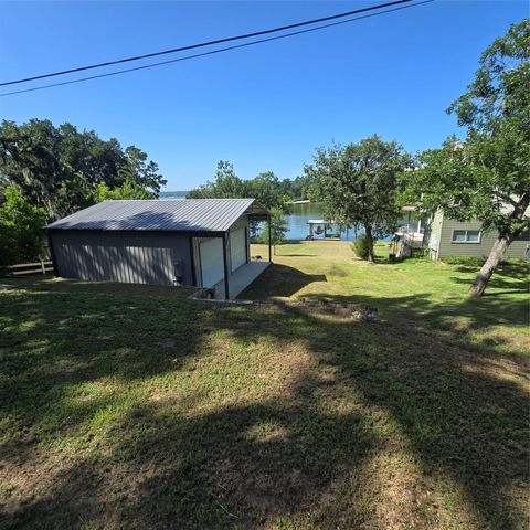 72 Edgewater Way, Point Blank, TX 77364