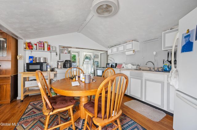 319 Speigletown Road, Schaghticoke, NY 12182