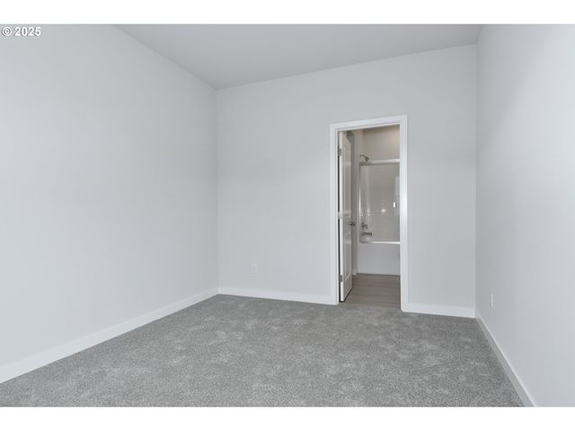 5334 Ne 68TH St, Vancouver, WA 98661