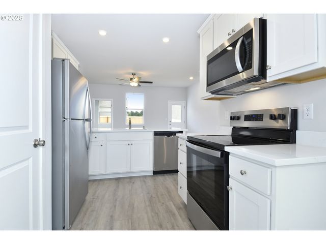 5334 Ne 68TH St, Vancouver, WA 98661