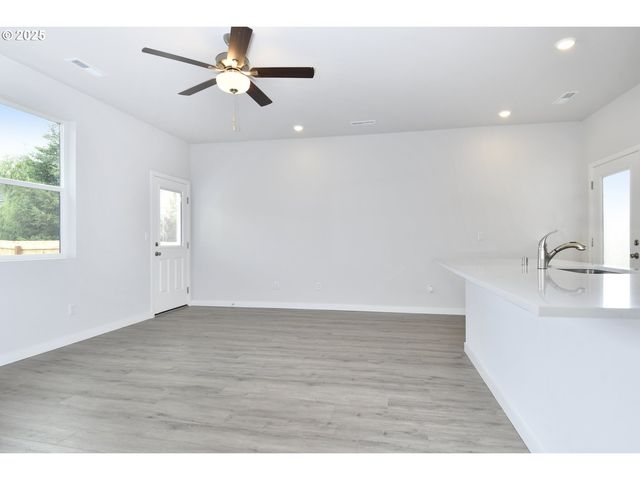 5334 Ne 68TH St, Vancouver, WA 98661