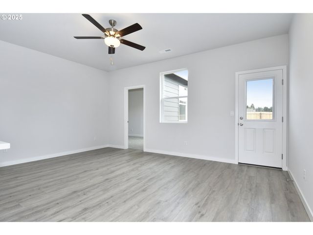 5334 Ne 68TH St, Vancouver, WA 98661