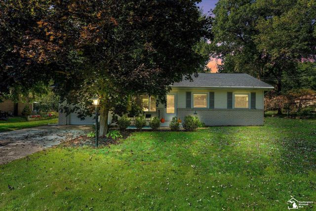 9515 Summerfield Road, Temperance, MI 48182