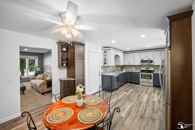 9515 Summerfield Road, Temperance, MI 48182