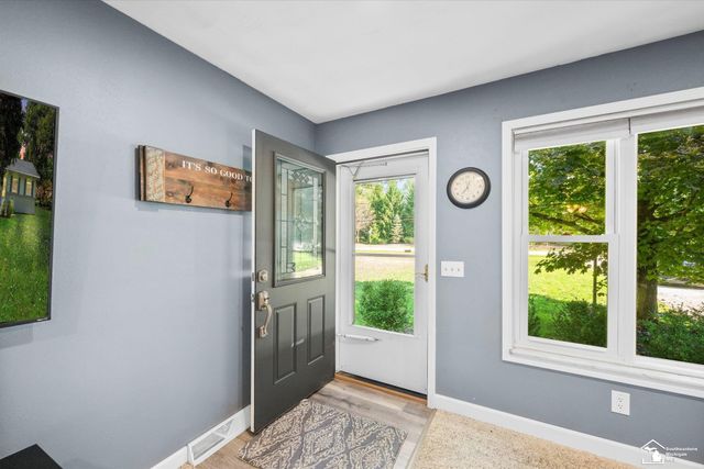 9515 Summerfield Road, Temperance, MI 48182