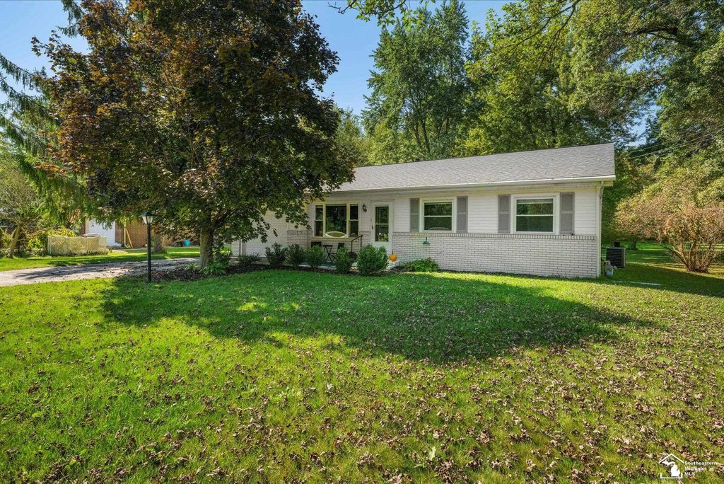 9515 Summerfield Road, Temperance, MI 48182