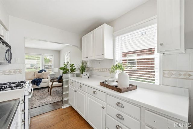 4325 Saint Dominic Lane, St Ann, MO 63074