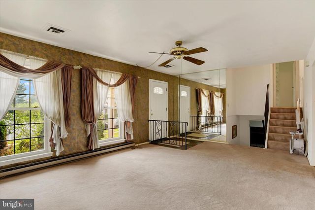 1504 WANDERING WAY, Harrisburg, PA 17110