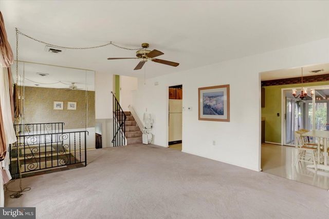 1504 WANDERING WAY, Harrisburg, PA 17110