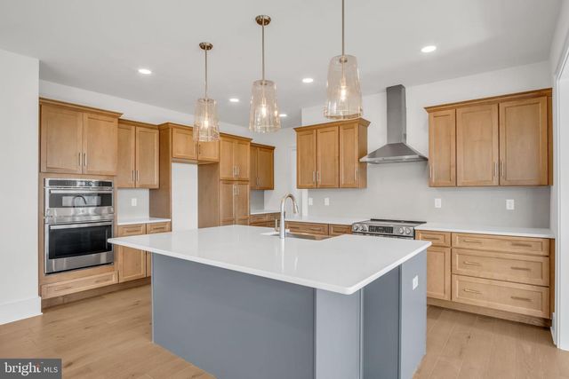 722 BRINDLE FARM LANE, Mechanicsburg, PA 17055