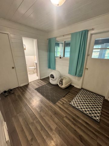 531 Lyon Street, South Haven City, MI 49090