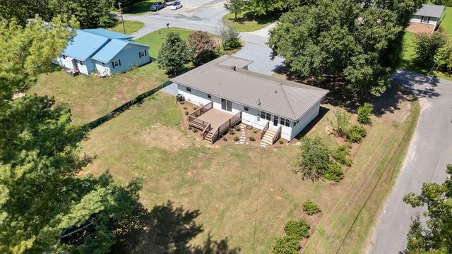 118 Kirby Street, Landrum, SC 29356