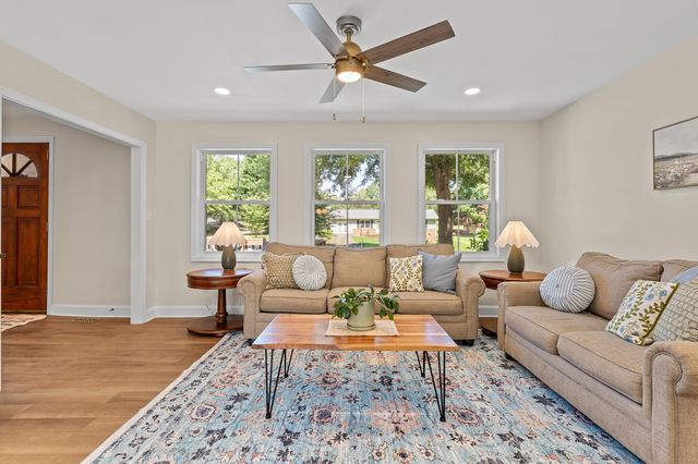 118 Kirby Street, Landrum, SC 29356