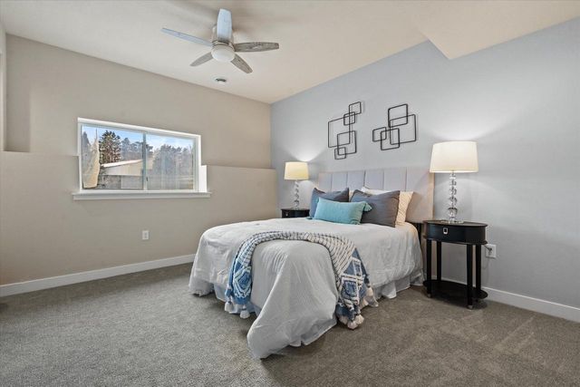 7010 Stonewood LANE, Lannon, WI 53046