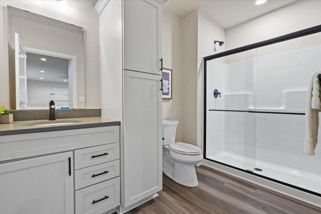 7010 Stonewood LANE, Lannon, WI 53046