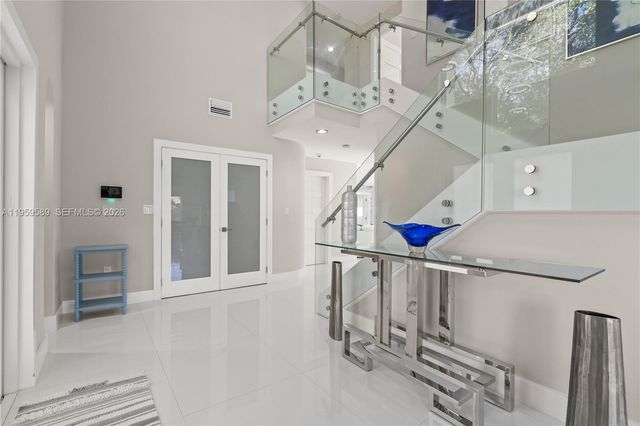 7330 SW 165th St, Palmetto Bay, FL 33157