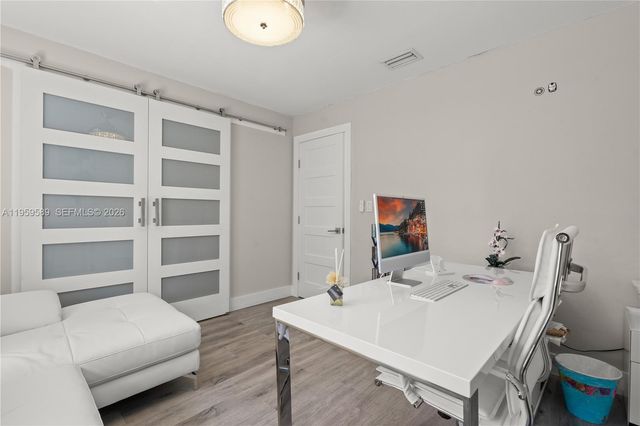 7330 SW 165th St, Palmetto Bay, FL 33157