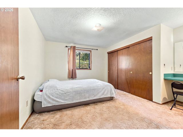 2898 Se 90TH Pl, Portland, OR 97266