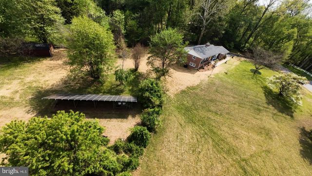 17821 POND RD, Ashton, MD 20861