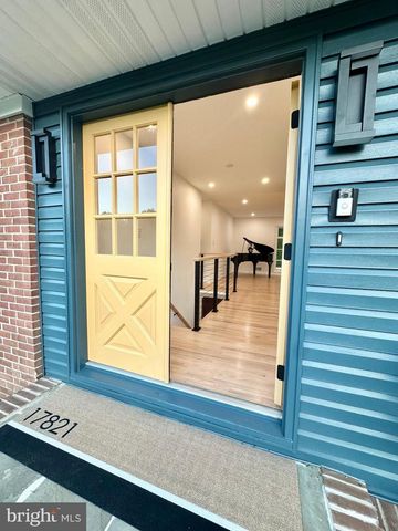 17821 POND RD, Ashton, MD 20861