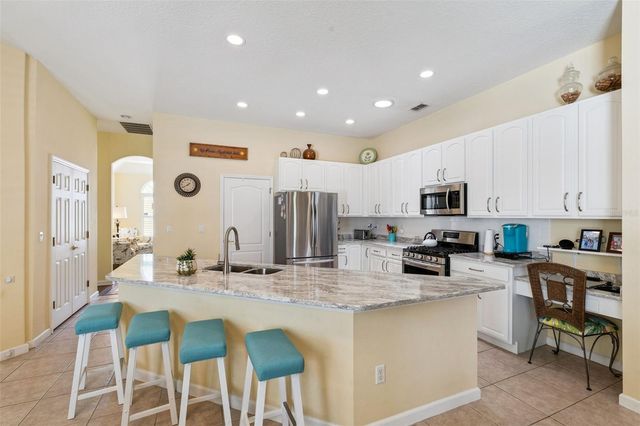 331 NORTH HAMPTON DR, Davenport, FL 33897