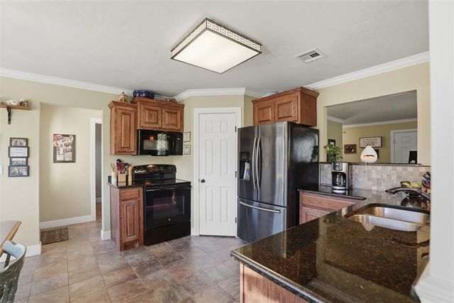 104785 S Homestead Drive, Mcloud, OK 74851