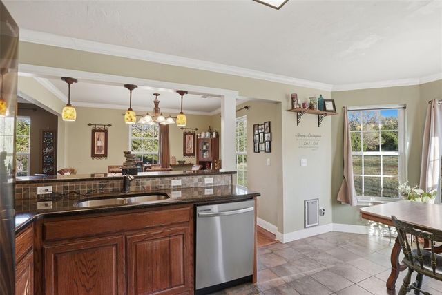 104785 S Homestead Drive, Mcloud, OK 74851