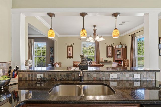 104785 S Homestead Drive, Mcloud, OK 74851