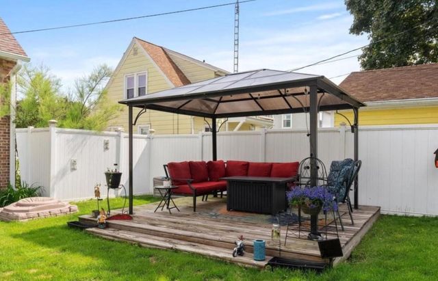1709 Waldo BOULEVARD, Manitowoc, WI 54220