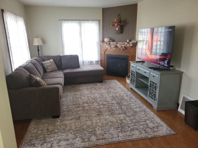 1709 Waldo BOULEVARD, Manitowoc, WI 54220
