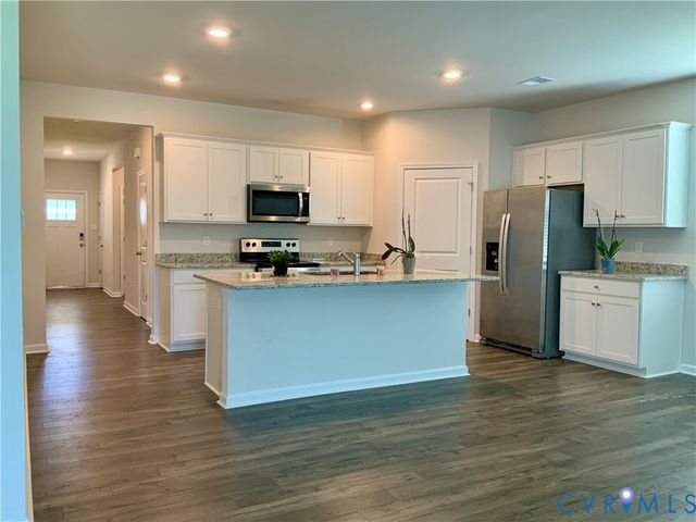 11170 Chappell Creek Cir, Prince George, VA 23860