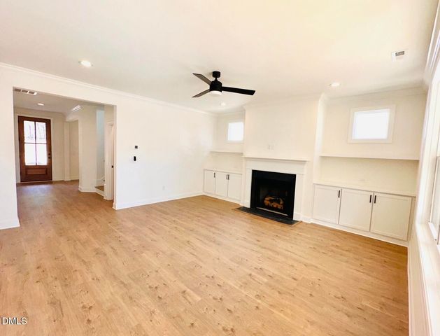 213 W Maple Avenue, Holly Springs, NC 27540