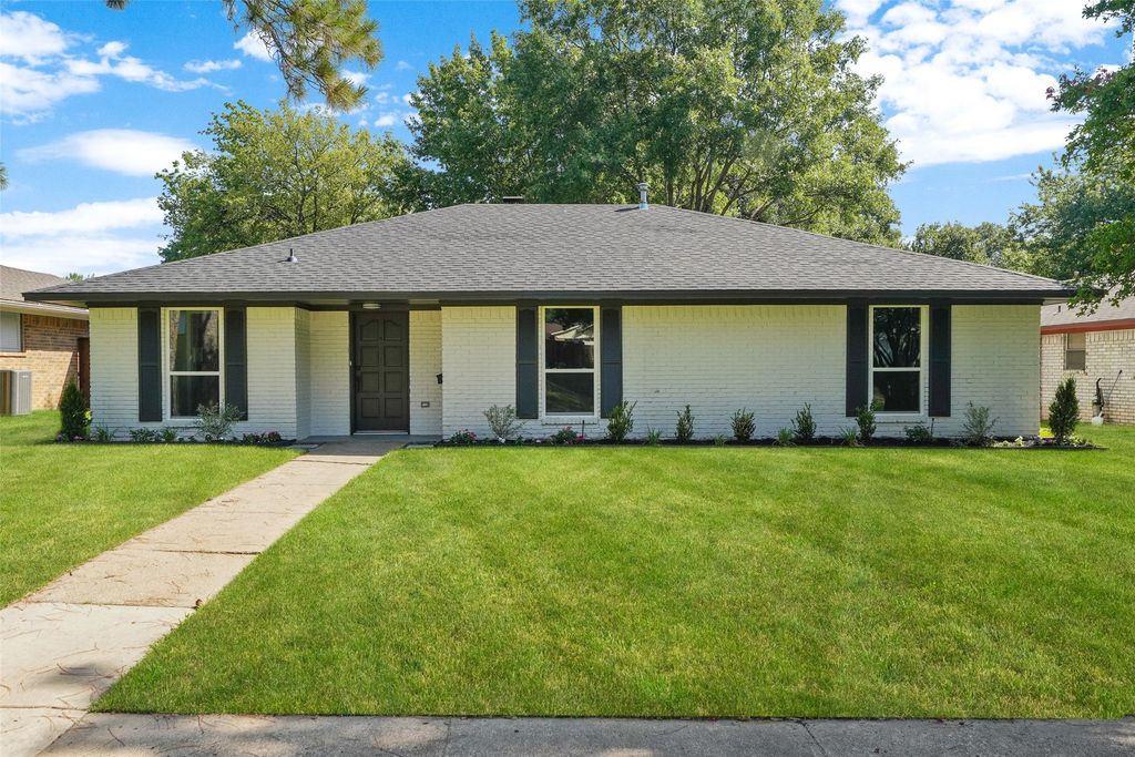 1441 Evergreen Drive, Lewisville, TX 75067