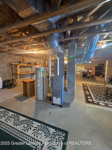 1423 W Hyde Road, St. Johns, MI 48879