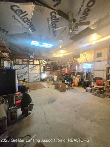 1423 W Hyde Road, St. Johns, MI 48879