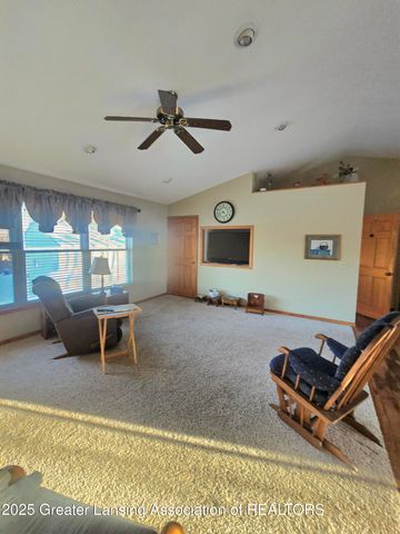 1423 W Hyde Road, St. Johns, MI 48879