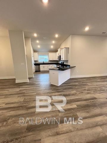 627 Mayflower Drive, Foley, AL 36535